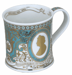 Zeige Details für Dunoon Wessex Queen Elizabeth II - The Life and Reign Bild von Dunoon Wessex Queen Elizabeth II - The Life and Reign